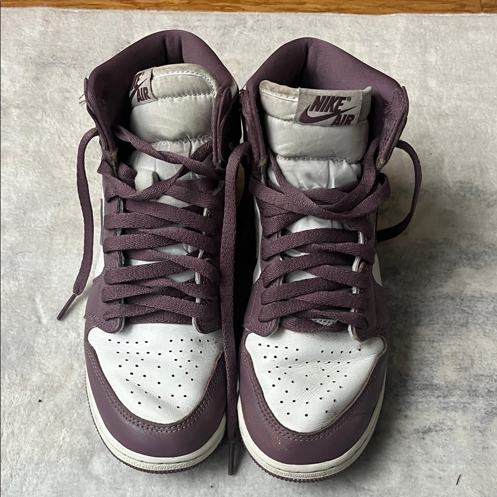 Nike Women's Sneakers - Plum and White